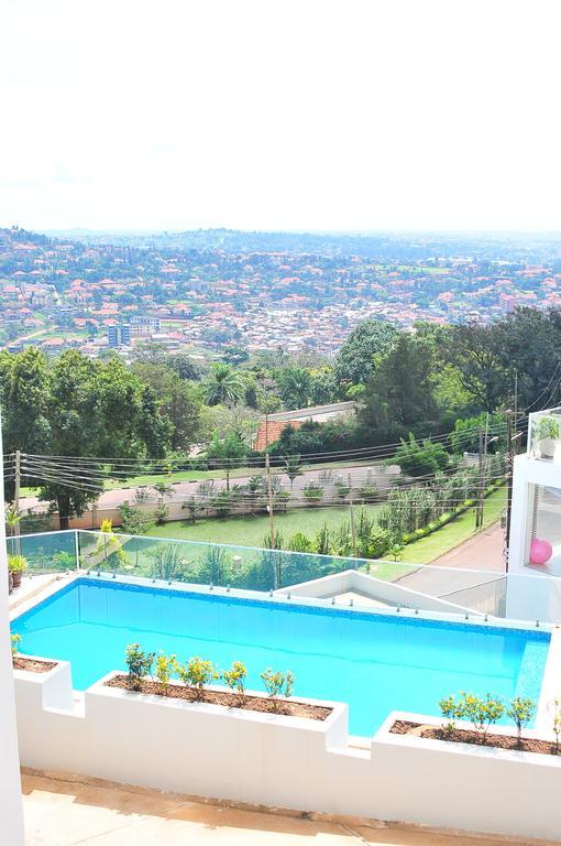 The Seventeen Apartment Hotel Kampala Exterior photo