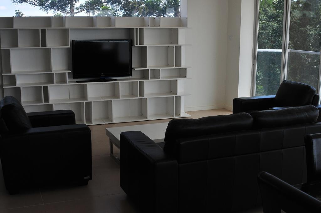 The Seventeen Apartment Hotel Kampala Room photo